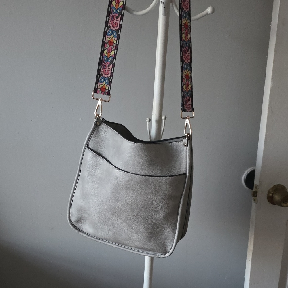 Jen & Co Elegant Gray Shoulder Bag with Floral Strap